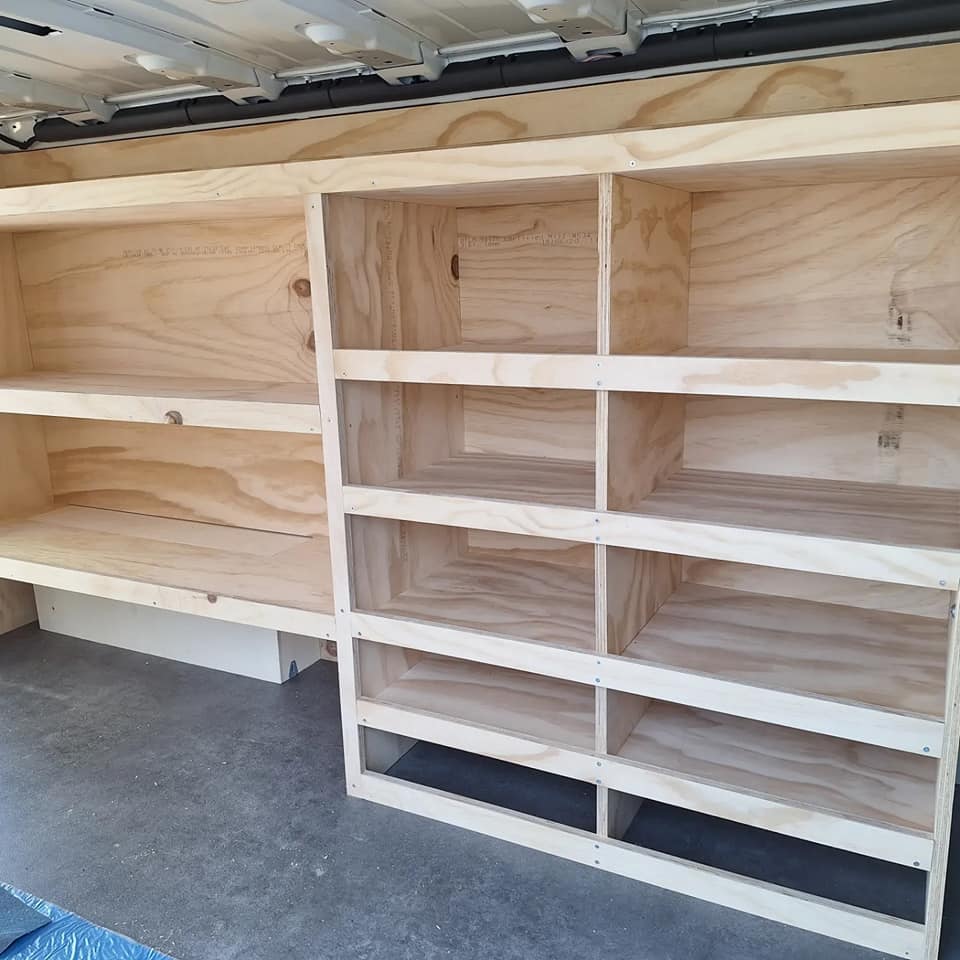 L'Atelier de Seb - Réparation et aménagement de camping-car, van et caravane dans le Gard et l’Hérault - Création de meubles sur mesure